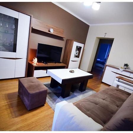 Color 24 Apartament IV Apartman Stalowa Wola Kültér fotó